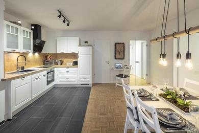 Апартаменты Acapella Suite Barcarolle 60qm, direkt am Weinberg, Altstadt, Netflix inklusive