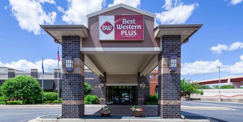Отель Best Western Plus Bloomington Hotel
