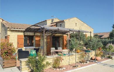 Holiday home Stunning home in Gordes with 2 Bedrooms