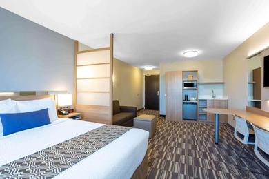 Отель Microtel Inn Suites by Wyndham South Hill