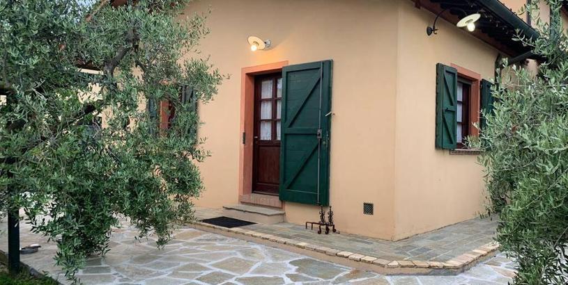 Apartments Cottage “Le Vigne” - Tuscany