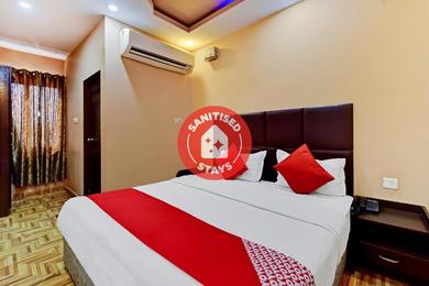 Hotel Deepak Residency