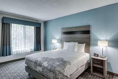 Hotel Days Inn & Suites by Wyndham Spokane