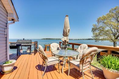 Holiday home Beachfront Montross Home Rental with Boat Dock!