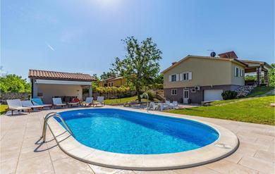Holiday home Beautiful Home In Marceljani With Outdoor Swimming Pool, 4 Bedrooms And Heated Swimming Pool