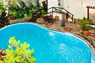 Apartments Studio with shared pool furnished terrace and wifi at Pereybere 1 km away from the beach