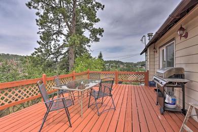 Holiday home Lovely Black Hills Area Home Covered Porch and Deck