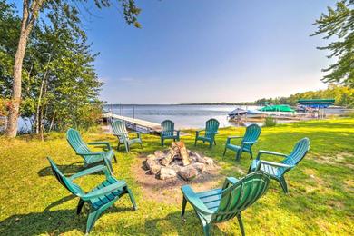 Holiday home Crivitz Lakefront Escape with Boat Dock and Slip!