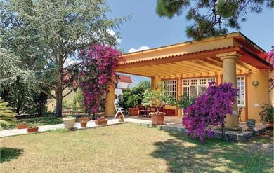 Holiday home Amazing home in Minturno with 3 Bedrooms, WiFi and Private swimming pool