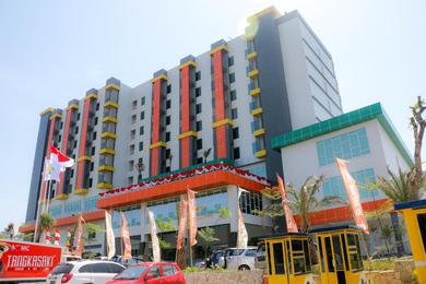 Отель Dalton Hotel Makassar
