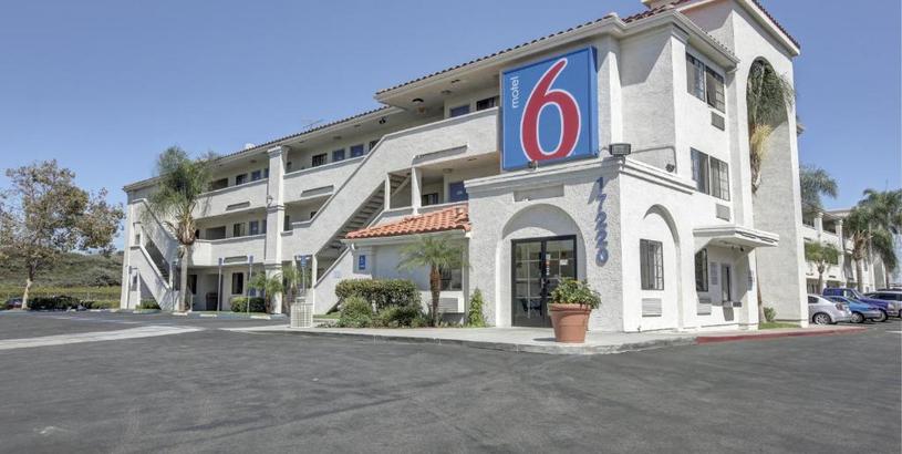 Отель Motel 6-Bellflower, CA - Los Angeles