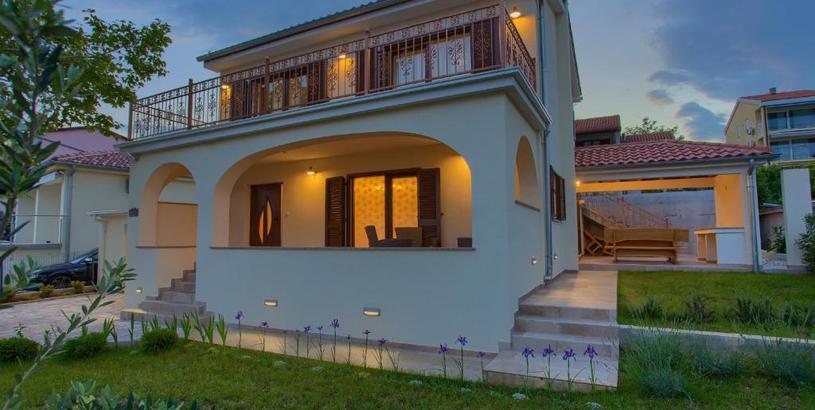 Villa Villa Toic by the seaside with beautiful Seaview