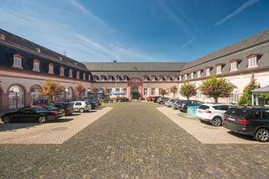 Отель Schlosshotel Weilburg