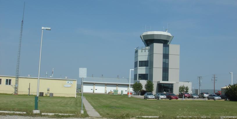 Cochrane Airport (YCN), Cochrane, Canada