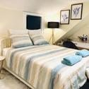Гостевой дом Snoozed - Perfume Room FR - Luxurious Master Bedroom, 4K 65 TV, Netflix, Work Desk