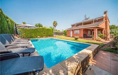 Holiday home Beautiful Home In Riba-roja De Turia With Outdoor Swimming Pool, Swimming Pool And Private Swimming Pool