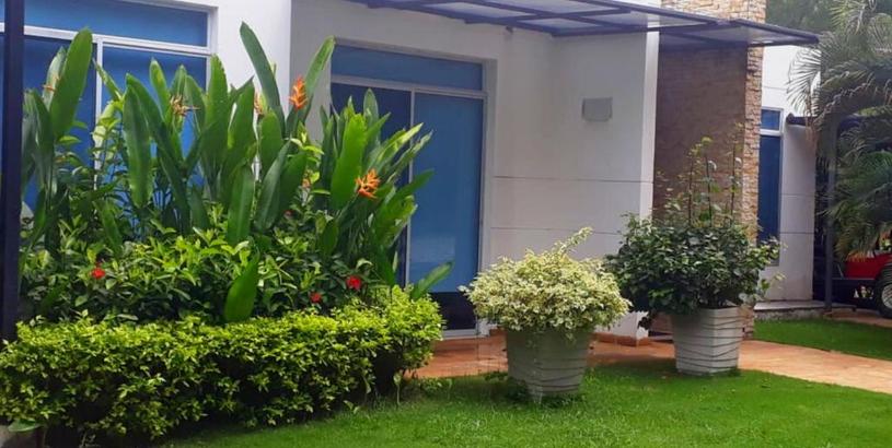 Дом отдыха Casa con Piscina Privada en Lagos del Peñon