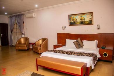 Отель Conference Hotel & Suites Ijebu