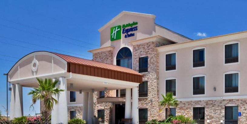 Отель Holiday Inn Express Hotel & Suites Austin NE-Hutto, an IHG Hotel