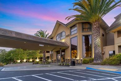 Отель Best Western Plus Novato Oaks Inn