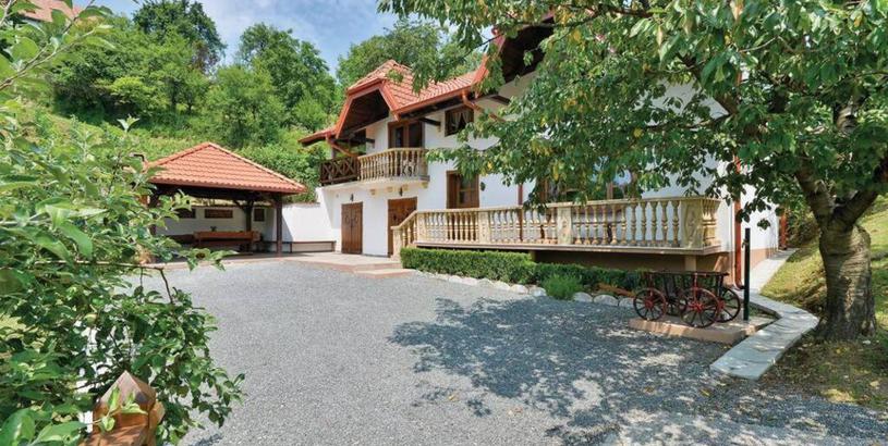 Villa Villa Barbara/Holiday Homes with a story/Varaždin