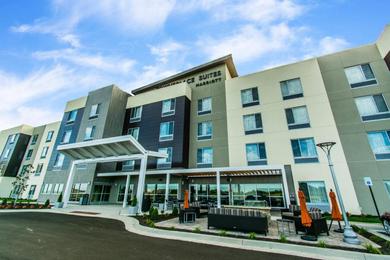 Отель TownePlace Suites by Marriott Evansville Newburgh