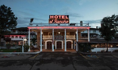 Hotel Hotel El Rancho