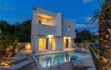 Дом отдыха Amazing Home In Kraljevica With 2 Bedrooms, Wifi And Outdoor Swimming Pool