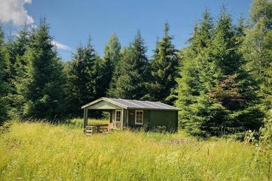 Апартаменты Nature retreat in a beautiful off-grid cabin