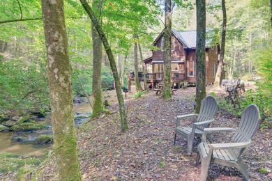 Holiday home Suches Creekside Cabin with Waterfall