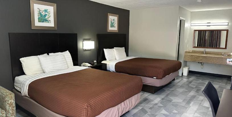 Hotel Freer Executive Inn & Suites