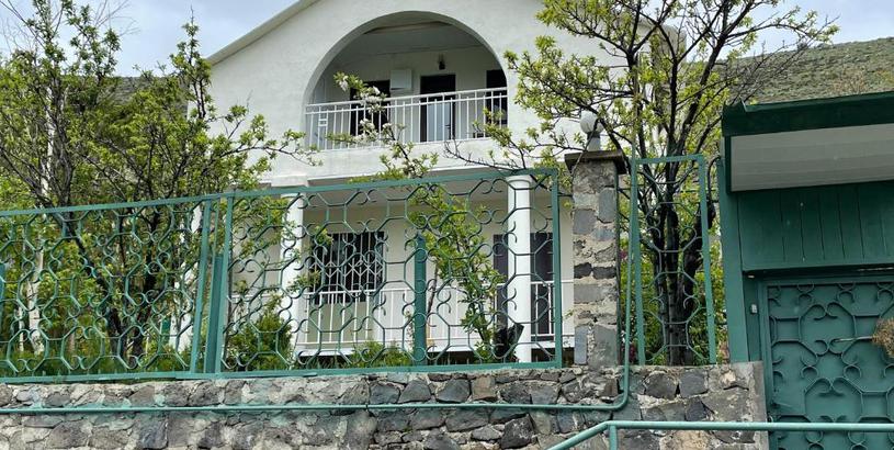 Villa Elma Guest House
