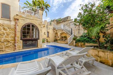 Villa 'The Escape' - 300y/o Gozo Villa with Indoor+Outdoor Pools