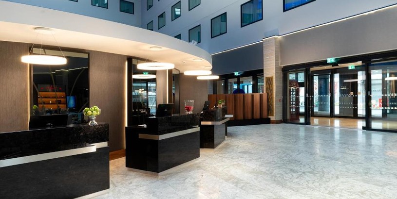 Hotel Crowne Plaza London Heathrow T4, an IHG Hotel