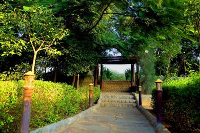 Hotel Araavali Trails - A Nature Resort