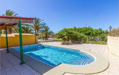 Holiday home Nice Home In Denia With 4 Bedrooms, Outdoor Swimming Pool And Wifi