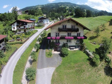Apartments Wonderful Apartment in Hopfgarten im Brixental with Parking