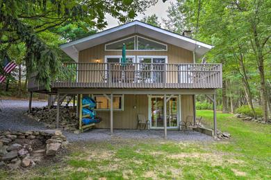 Serene Emerald Lakes Escape with Deck and Large Yard!