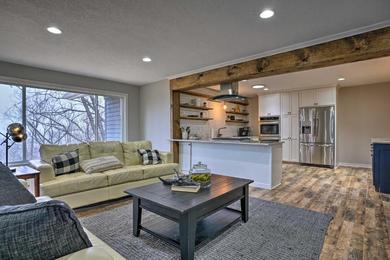Holiday home Chic Chaska Retreat with Spacious Deck and Views!