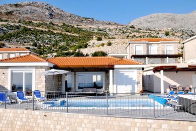 Luxury Villa Violeta with pool and Jacuzzi near Dubrovnik