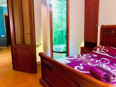 Apartments Cozy Apt By Opera, Sayat Nova Ave, 2 bathrooms, Open Balcony