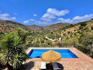 Holiday home Restful Holiday Home in Comares with Private Swimming Pool