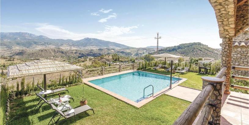 Holiday home Stunning home in Algodonales with 6 Bedrooms, WiFi and Outdoor swimming pool