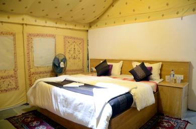 Luxury tent Best Desert Camps Jaisalmer