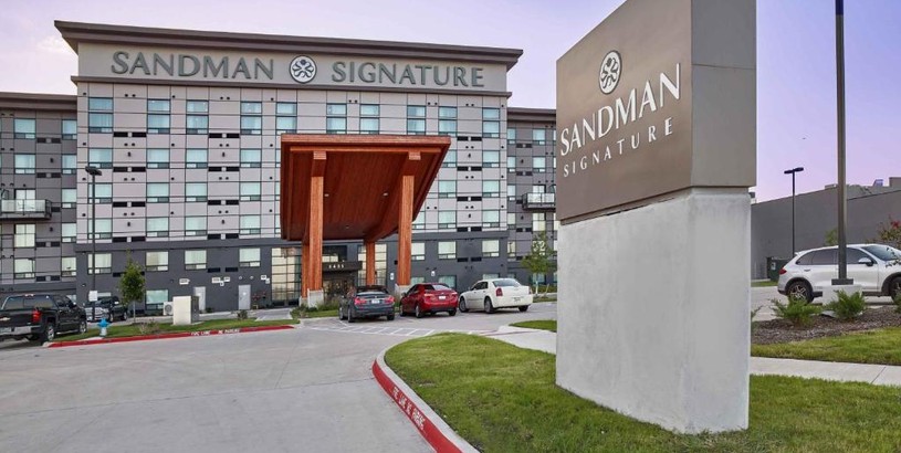 Hotel Sandman Signature Plano-Frisco Hotel