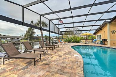 Holiday home Apollo Beach Canalfront Home with Private Pool!