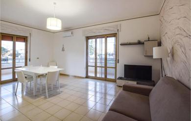 Awesome apartment in Marina di Strongoli with WiFi and 2 Bedrooms