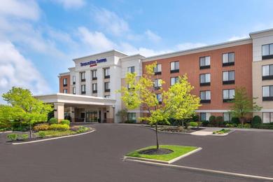 Отель SpringHill Suites by Marriott Cleveland Solon