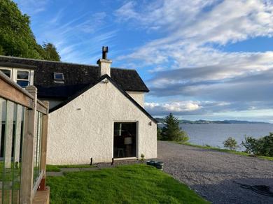 Holiday home Craigneuk in Benderloch near Oban, stunning home with sea views