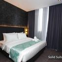 Отель Solid Hotels